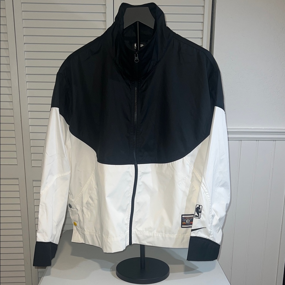 Nike Brooklyn Nets Bed-Stuy City Edition Full Zip Windbreaker-Size Large